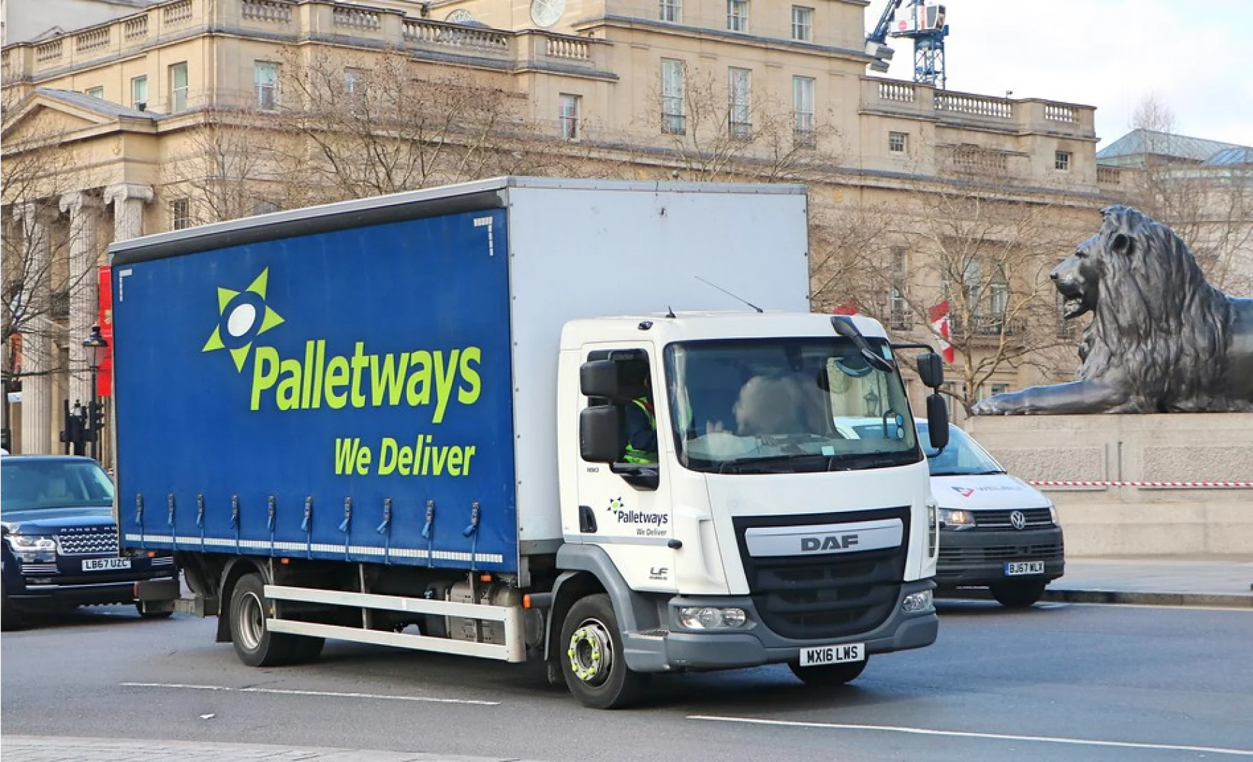 Pallet Delivery for Small Businesses: Save Money on Shipping